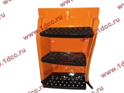 Подножка со ступеньками в сборе левая SH желтая SHAANXI / Shacman (ШАНКСИ / Шакман) 81.61510.0225 фото 1 Мурманск